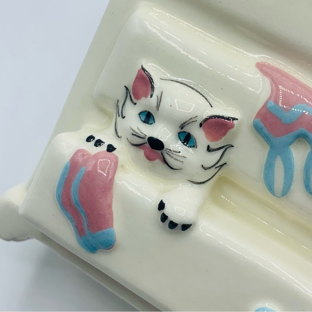 Vintage Style Cat in Dresser Ceramic Planter Cute Kitten Pencil / Brush Holder - Picture 11 of 11